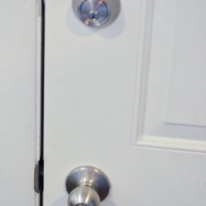 How to change out your door knobs