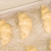 Covering your dough without sticking while it rises
