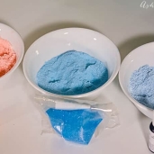 3 ways to color Powdered Sugar