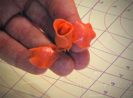 fondant rose tutorial petal layer 1 attaching