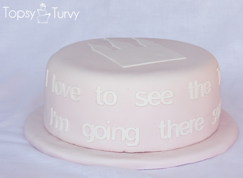 I-love-to-see-the-temple-fondant-birthday-cake
