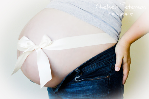 Maternity-picture-bow