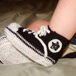 there isn't much cuter than crochet converse on infants free pattern