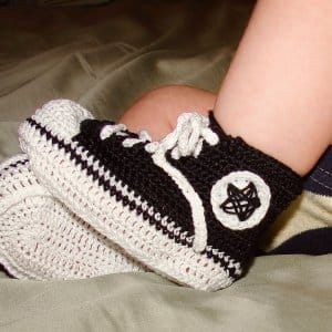 Thread Crochet Baby Converse Pattern free