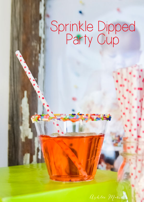 add some pretty to your party cups by dipping them in sprinkles