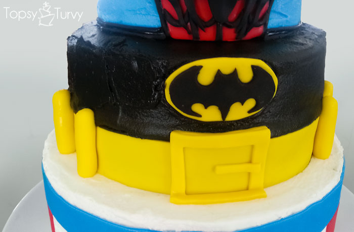 super-hero-buttercream-cake-fondant-batman