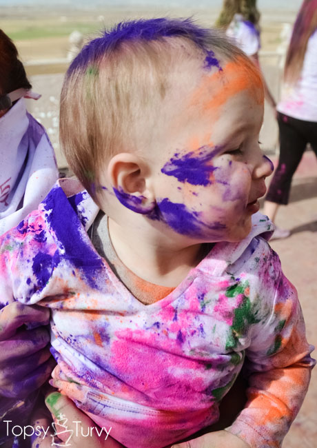 festival-color-baby-boy-face