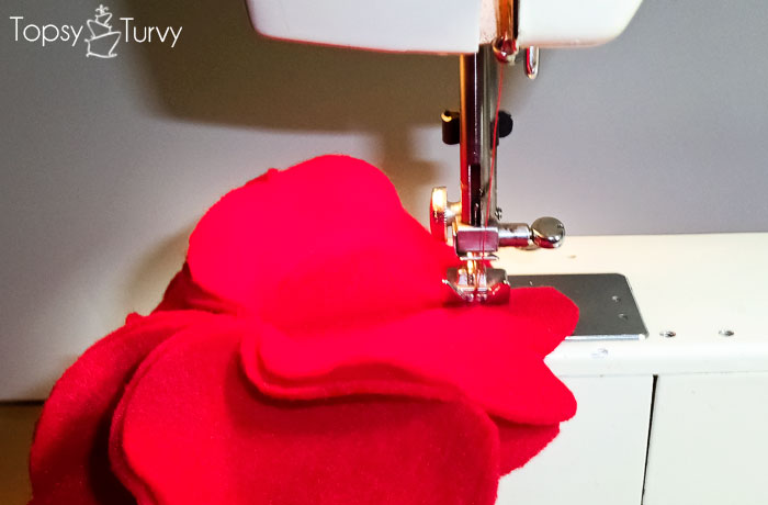 bulky-flower-hearts-felt-sewing-together