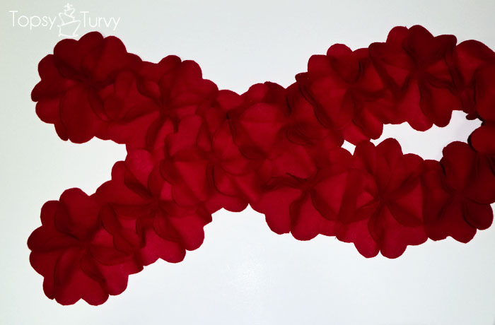 bulky-flower-hearts-felt-scarf