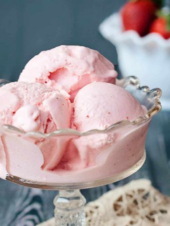 creamy strawberry ice cream