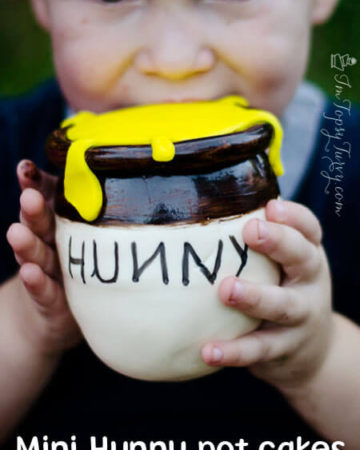 Mini "Hunny" honey pot cakes tutorial