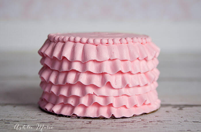 online class for some beautiful buttercream techniques