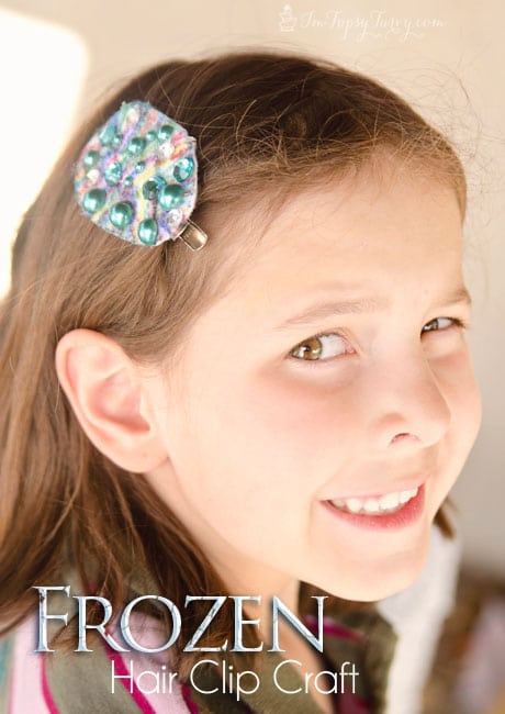 make your own felt hair clips with snowflakes, buttons, rhinestones and more, a fun and easy craft for your frozen birthday party
