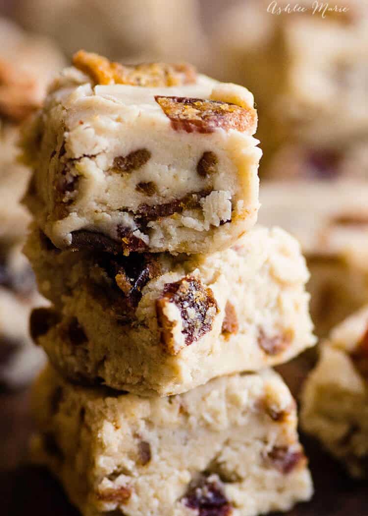 the creamy maple fudge riddled with chunks of candied bacon - a sweet treat perfect for the maple bacon lover in your life
