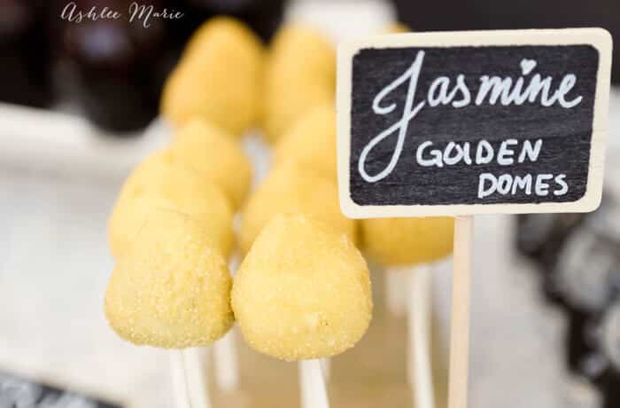 jasmine-gold-dome-oreo-pops