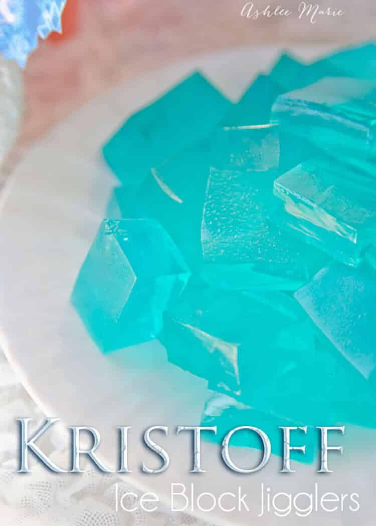 we love Frozen birthday party food, like these Kristoff ice cubes aka from scratch jigglers