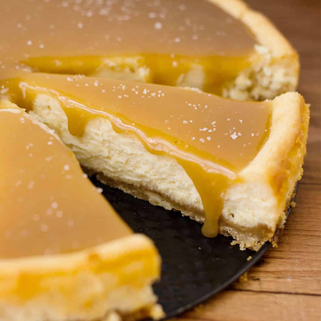 this salted caramel cheesecake is divine, creamy, smooth and tastes amazing with a macadamia nut crust