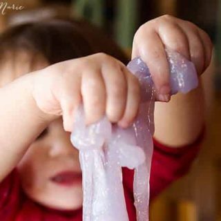 3 Ingredient Slime – Sensory Play
