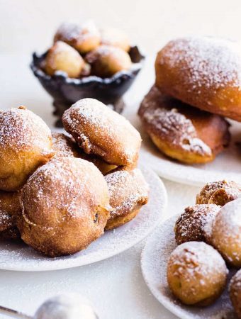 Fried Oreos, Fried Twinkies Snickers Cookie Dough Balls - with 21 bonus Oreo recipes