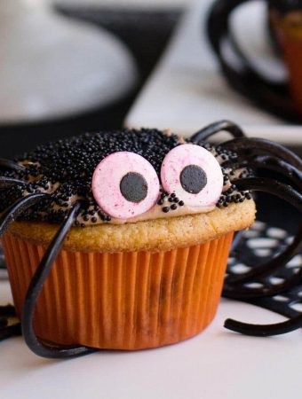 Chocolate and Caramel Spider Cupcakes - Halloween Baking Championship ep 1 preheat