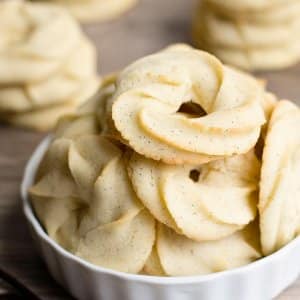 Vanilla Bean Danish Butter Cookie Recipe – 29 tasty and delicious cookie recipes