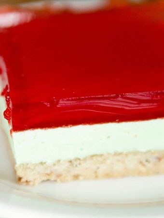 Layered strawberry lime dinner jell-o