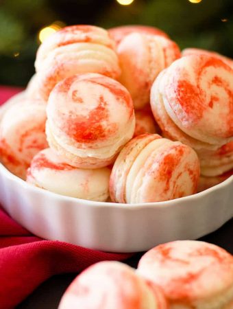 White Chocolate Peppermint Macaron - 10 peppermint recipes