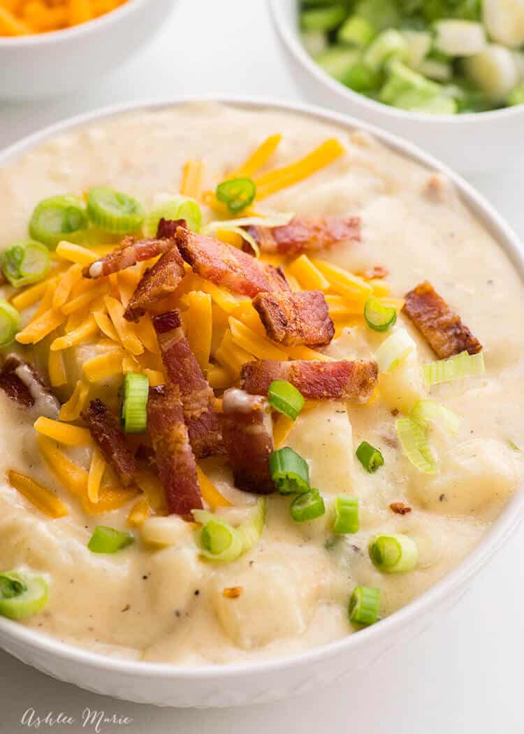 loaded baked potato soup - one pot, easy to make,creamy, rich and filling