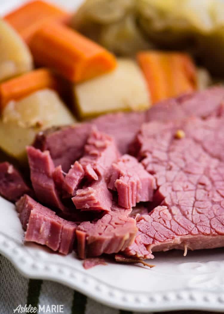 easy to make corned beef and cabbage - instant pot