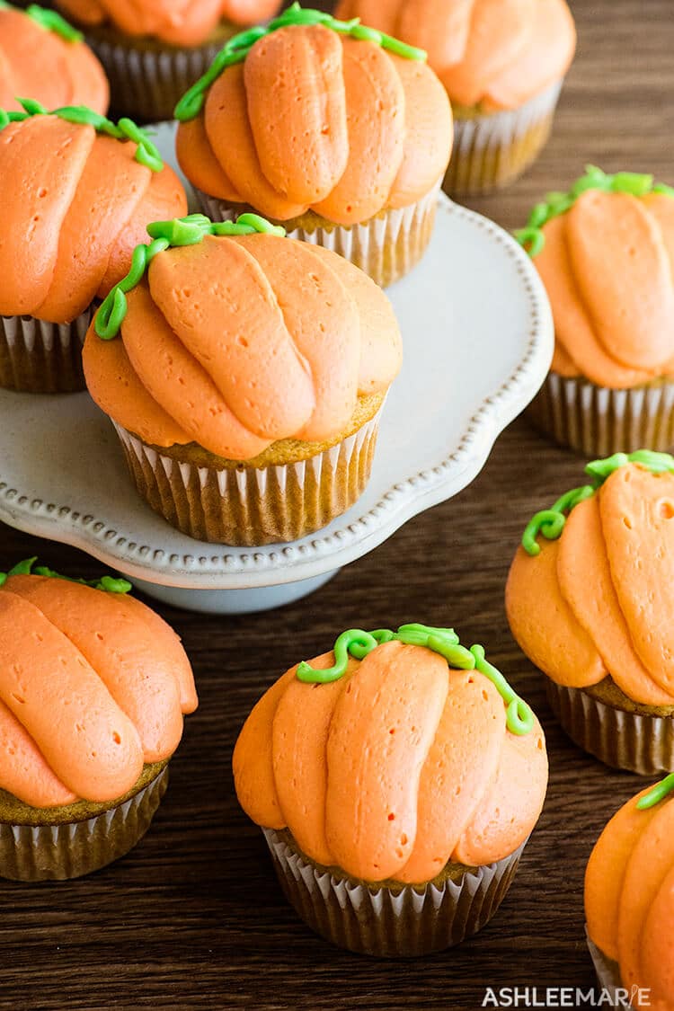 homemade pumpkin cupcakes