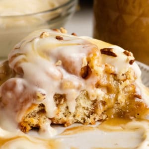 Caramel Pecan Cinnamon Rolls recipe